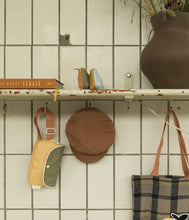 Afbeelding in Gallery-weergave laden, Fanny pack wanderer yellow