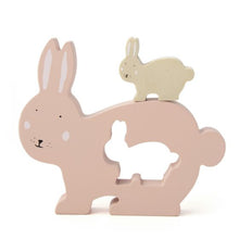 Afbeelding in Gallery-weergave laden, Wooden baby puzzle Rabbit